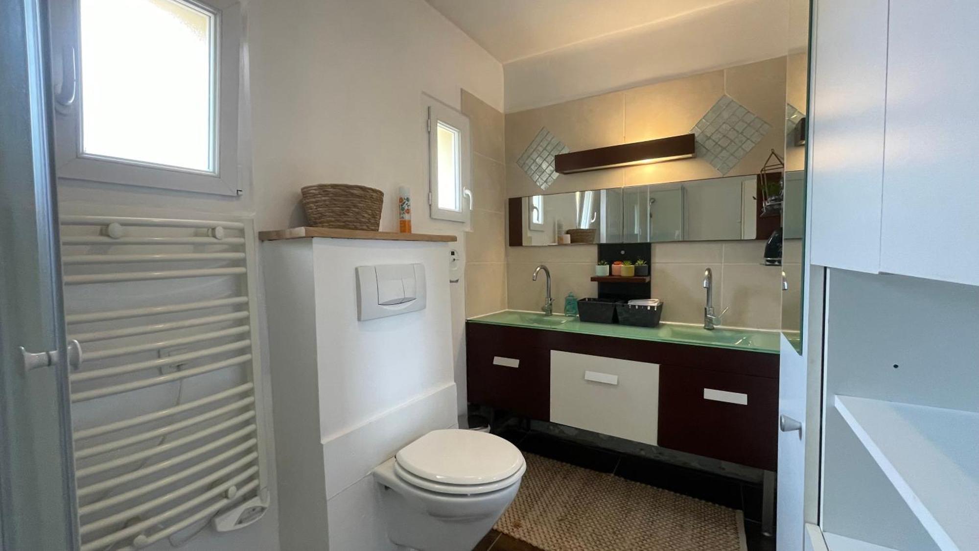 Le Doolies - Holiday Inn Biarritz Exteriör bild